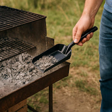 Carica l'immagine nel visualizzatore di Gallery, MGE - Paletta di Ferro Smaltato per Camino e BBQ - Pala con Manico - Pala con Lama per Carbone - 32 x 10 cm