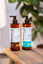 Carica l'immagine nel visualizzatore di Gallery, RestivOil Fisiologico Shampoo Nutriente per Capelli, Olio Fisiologico con Azione Idratante Protettiva e Riparatrice, per