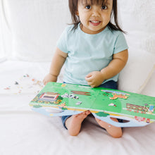 Carica l'immagine nel visualizzatore di Gallery, Melissa &amp; Doug Libro Adesivi Attacca e Stacca - Stickers Riutilizzabili Tema Fattoria, Regali per Feste, Regalo per Bamb