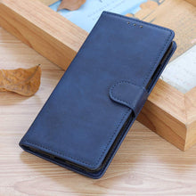 Carica l'immagine nel visualizzatore di Gallery, Custodia Cover per Motorola Moto G84 5G, [Funzione Stand] Premium Pu Flip Cover con Chiusura Magnetica. Blu Scuro