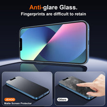 Carica l'immagine nel visualizzatore di Gallery, 2 Pezzi per iPhone 13/13 Pro/14/16e/17e Opaca Vetro Temperato
