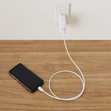 Carica l'immagine nel visualizzatore di Gallery, Amazon Basics USB-A a USB-C 2.0 Cavo di Ricarica Rapida, Velocità di Trasferimento Dati 480Mbps, Certificato USB-IF, per