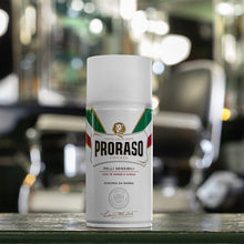 Carica l'immagine nel visualizzatore di Gallery, Proraso Schiuma da Barba Pelli Sensibili, 4 x 300 ml