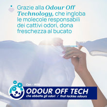 Carica l'immagine nel visualizzatore di Gallery, Artsana Chicco Sensitive Detersivo Bucato Ipoallergenico, rimuove Macchie e Odori, 0+ Mesi - 1.5 L