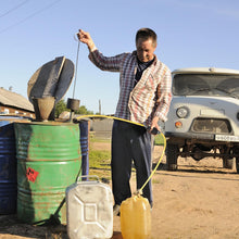 Carica l'immagine nel visualizzatore di Gallery, Fousenuk Pompa Manuale, Pompa Travaso Gasolio con 2M Tubo a Sifone in Gomma per Barche, Auto Vehicle, Pompa Carburante P