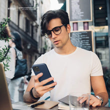 Carica l'immagine nel visualizzatore di Gallery, elago Cover in Silicone Liquido per iPhone 12 Pro Max (6,7")
