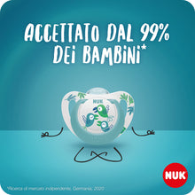 Carica l'immagine nel visualizzatore di Gallery, NUK Star Day &amp; Night ciuccio | 18-36 mesi | Calma il 99% dei bambini | Succhietti in silicone senza BPA | Glow-In-The-Da