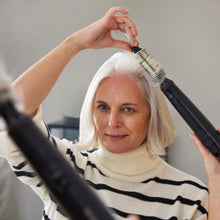 Carica l'immagine nel visualizzatore di Gallery, Remington Spazzola ad Aria Calda - 2 accessori: Spazzola Rotonda da 19 mm e 25 mm - Blow Dry&amp;Style: Asciuga e Modella, i
