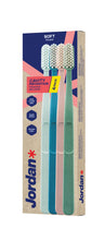 Carica l'immagine nel visualizzatore di Gallery, Jordan ® | Spazzolino manuale morbido Clean Smile | manico in plastica riciclata, setole in nylon vegetale, confezione c