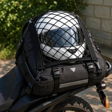 Carica l'immagine nel visualizzatore di Gallery, Rete Elastica per Casco Moto 30x30 cm, Portabagagli con 4 Ganci per Moto Bicicletta Scooter Auto, Rete Porta Casco e Bag