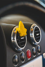 Carica l'immagine nel visualizzatore di Gallery, AREXONS Fresca Foglia Bocchetta, Profumatore Auto Gusto Vaniglia Cream