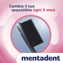 Carica l'immagine nel visualizzatore di Gallery, Mentadent Spazzolino Gengive Sensibili, Setole Soft, 4 Spazzolini