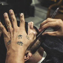 Carica l'immagine nel visualizzatore di Gallery, Kit da rasatura uomo - Rasoio per barba uomo/taglio a mano per barba - con 50 Lame Singole + Panno + Stick di allume + C