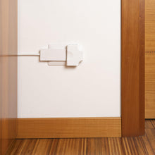 Carica l'immagine nel visualizzatore di Gallery, FANTON 80065 Spina schuko ultrapiatta salvaspazio orientabile 2P+T 16A mod. CLOCK Colore Bianco