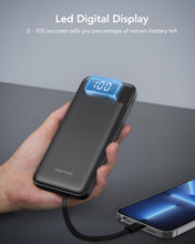 Carica l'immagine nel visualizzatore di Gallery, Charmast Power Bank 10000mAh con Cavi Integrati
