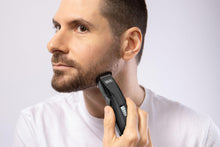 Carica l'immagine nel visualizzatore di Gallery, Wahl Mustache &amp; Beard Rifinitore cordless, pettine guida regolabile 6 in 1