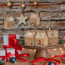 Carica l'immagine nel visualizzatore di Gallery, Kesote Calendario Avvento Fai da Te, 24 Calendario Avvento da Riempire, Scatole Natalizie con 4 Diversi Disegni Scatole Regalo Natale