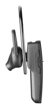 Carica l'immagine nel visualizzatore di Gallery, cellularline | SLEEK | Auricolare Mono Bluetooth® ergonomico - Talk Time 5.5 ore - Play Time 6 ore - Charging Time 1.5 o