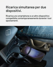 Carica l'immagine nel visualizzatore di Gallery, Belkin BoostCharge Doppio caricabatteria da auto da 42 W con ricarica rapida USB-C PPS da 30 W e porte USB-A da 12 W per