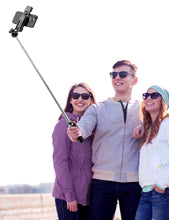 Carica l'immagine nel visualizzatore di Gallery, 135CM Bastone Selfie Treppiede con 2 Luce di Riempimento, 4 in 1 Selfie Stick Treppiede per Telefono con Telecomando Tre