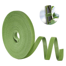 Carica l'immagine nel visualizzatore di Gallery, Adiwo Fascette per piante 15m x 10mm, nastro da giardino verde riutilizzabile, autoadesivo, per arrampicata e gestione d