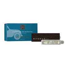 Carica l'immagine nel visualizzatore di Gallery, RITUALS Hammam Deodorante per auto – Deodorante per auto con supporto in legno – con note di eucalipto e rosmarino – 6 g