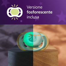 Carica l'immagine nel visualizzatore di Gallery, Philips Avent Ultra Air Day &amp; Night Ciuccio - Design ortodontico, per neonati 0-6 mesi, modello fluorescente, tettarella