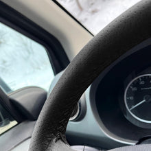 Carica l'immagine nel visualizzatore di Gallery, AUTOZOCO Coprivolante con aghi e filo, coprivolante da cucire, coprivolante antiscivolo, adatto per diametro 37/38 cm, n