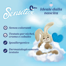 Carica l'immagine nel visualizzatore di Gallery, Chicco Sensitive Ammorbidente Concentrato 750ml, Ipoallergenico Cuore di Talco 0+ Mesi, Freschezza Intensa e Morbidezza 