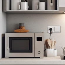 Carica l'immagine nel visualizzatore di Gallery, Amig - Adattatore Schuko a 1 Via Mod.3213 con Interruttore - Presa con Messa a Terra per Collegare Apparecchi Elettrici 