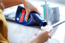 Carica l'immagine nel visualizzatore di Gallery, BISSELL Spot &amp; Stain Pro Oxy Soluzione Detergente 1L 20383
