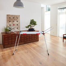 Carica l'immagine nel visualizzatore di Gallery, Vileda Stendibiancheria Infinity Flex Plus, stendino allungabile per lenzuola e tovaglie, griglia telescopica estensibile fino a 2 m, 30 m di stenditura, ali alte, ruote, acciaio e alluminio
