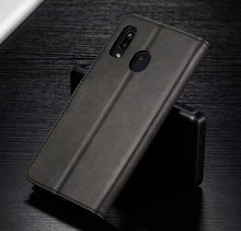 Carica l'immagine nel visualizzatore di Gallery, Custodia Cover per Samsung Galaxy A20E in Pelle,Nero