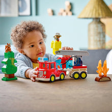 Carica l'immagine nel visualizzatore di Gallery, LEGO DUPLO Autopompa con manichetta e pompiere 10473