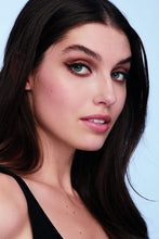Carica l'immagine nel visualizzatore di Gallery, Maybelline New York Hyper Precise Eyeliner in Penna, Tratto Ultra-Sottile, Colore Ultra-Intenso a Lunga Tenuta, Black