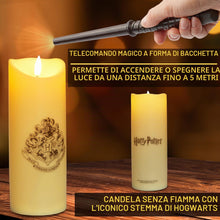 Carica l'immagine nel visualizzatore di Gallery, Harry Potter Candele LED con Bacchetta Telecomando, 5m Allineare e Hogwarts Disegno Dello Stemma, Bianco Candela a Batte