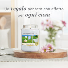 Carica l'immagine nel visualizzatore di Gallery, Yankee Candle Candela profumata in giara Grande | Clean Cotton | Durata Fino a 150 Ore | Regali per Donne