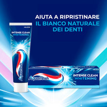 Carica l'immagine nel visualizzatore di Gallery, Aquafresh Intense Clean Whitening, Dentifricio Sbiancante, 12 x 75 ml