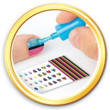 Carica l'immagine nel visualizzatore di Gallery, Clementoni Crazy Chic - Nail Art Studio, Set Completo per Manicure e Nail Art per Bambine di 6+ Anni, Kit Decorazione Un