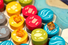 Carica l'immagine nel visualizzatore di Gallery, Asmodee – HARMONIES – Gioco da Tavolo Strategico