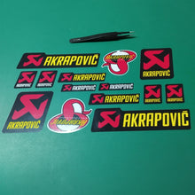 Carica l'immagine nel visualizzatore di Gallery, Kit di adesivi sponsor per scarico auto moto racing in vinile fustellato Sport Tuning in vinile polimerico laminato per 
