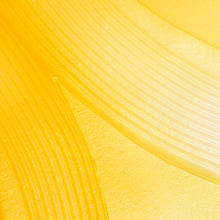 Carica l'immagine nel visualizzatore di Gallery, Garnier Vitamina C Fresh and Bright, Crema Sorbetto Idratante Anti-Macchie, Texture Fresca e Ultra Leggera, Con Niacinam