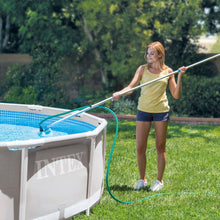 Carica l'immagine nel visualizzatore di Gallery, Intex 29056 - Kit di Pulizia Basic per Piscina, Plastica, Azzurro