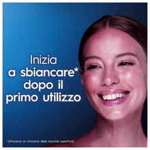 Carica l'immagine nel visualizzatore di Gallery, Oral-B Dentifricio Sbiancante 3D White Bianco Ghiaccio Denti Bianchi, 125ml