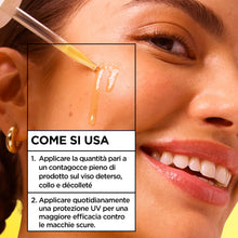 Carica l'immagine nel visualizzatore di Gallery, Garnier Siero Viso Vitamina C Anti-Macchie, Illuminante e Rimpolpante, Arricchito con Vitamina C, Niacinamide e Acido Sa
