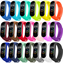 Carica l'immagine nel visualizzatore di Gallery, BANGTING 20 Pezzi Cinturino Compatibile con Xiaomi Mi Band 4 / Xiaomi Mi Band 3, Braccialetto Ricambio Bracciali Cover M