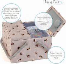 Carica l'immagine nel visualizzatore di Gallery, Hobby Gift Scatola Grande per Cucito con Doppio Coperchio e Manico - Cestino Porta Cucito in Cotone con Scomparti per Strumenti e Accessori Creativi - 25 x 25 x 17 cm, Api