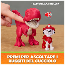 Carica l'immagine nel visualizzatore di Gallery, Paw Patrol: The Dino Movie, Roaring Pup Pals Marshall, include un giocattolo dinosauro Rhubarb da 10,1 cm con suoni atti