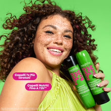 Carica l'immagine nel visualizzatore di Gallery, Matrix, Shampoo Idratante per Capelli Secchi, Chioma Effetto Seta, Con Olio di Avocado e Acido Ialuronico, Food For Soft