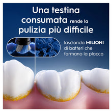 Carica l'immagine nel visualizzatore di Gallery, Oral-B Testine di Ricambio iO Ultimate Clean, Nere, 4 Ricambi